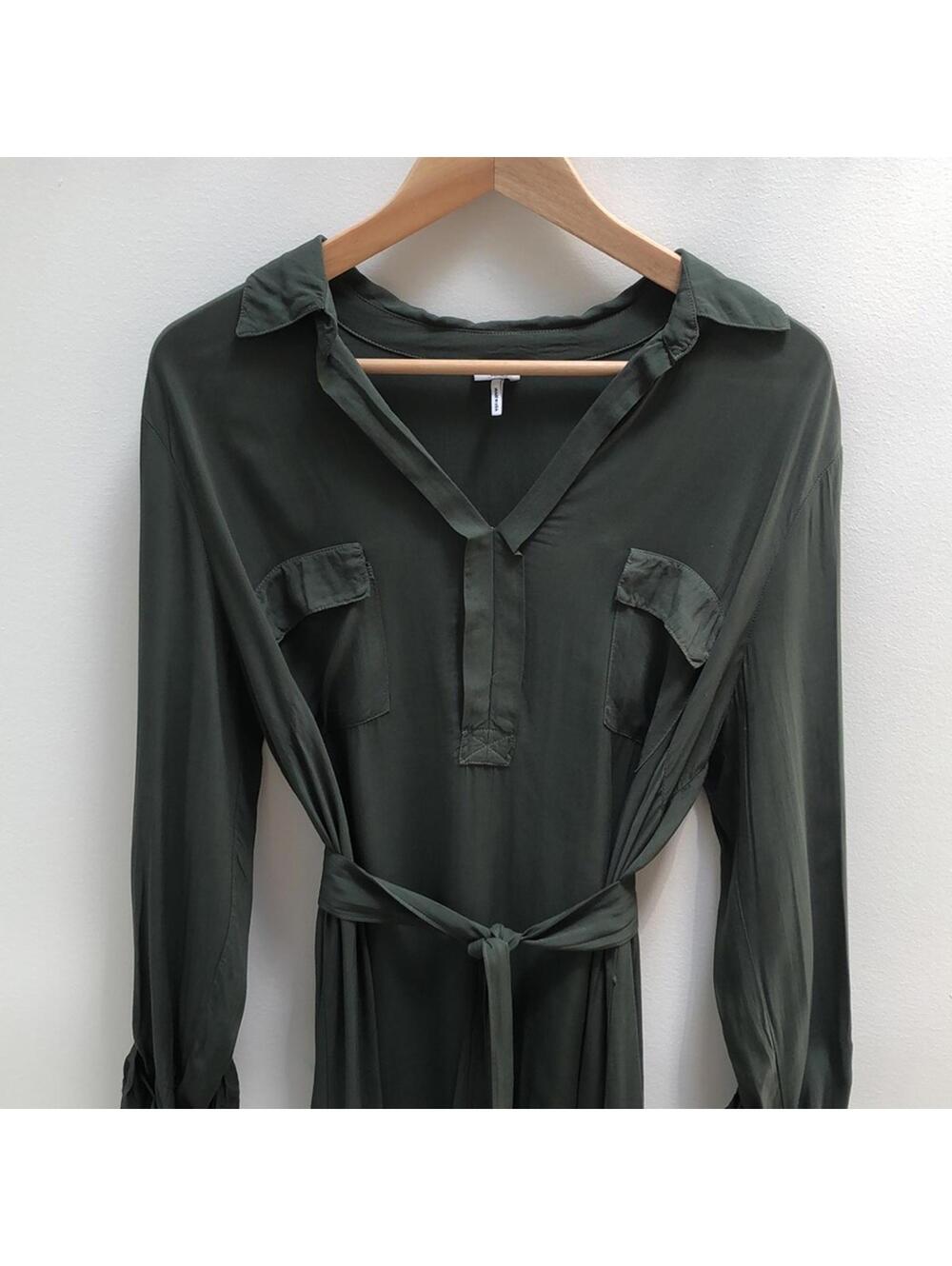 Splendid dress with two front pockets and tie belt - dark teal green - L